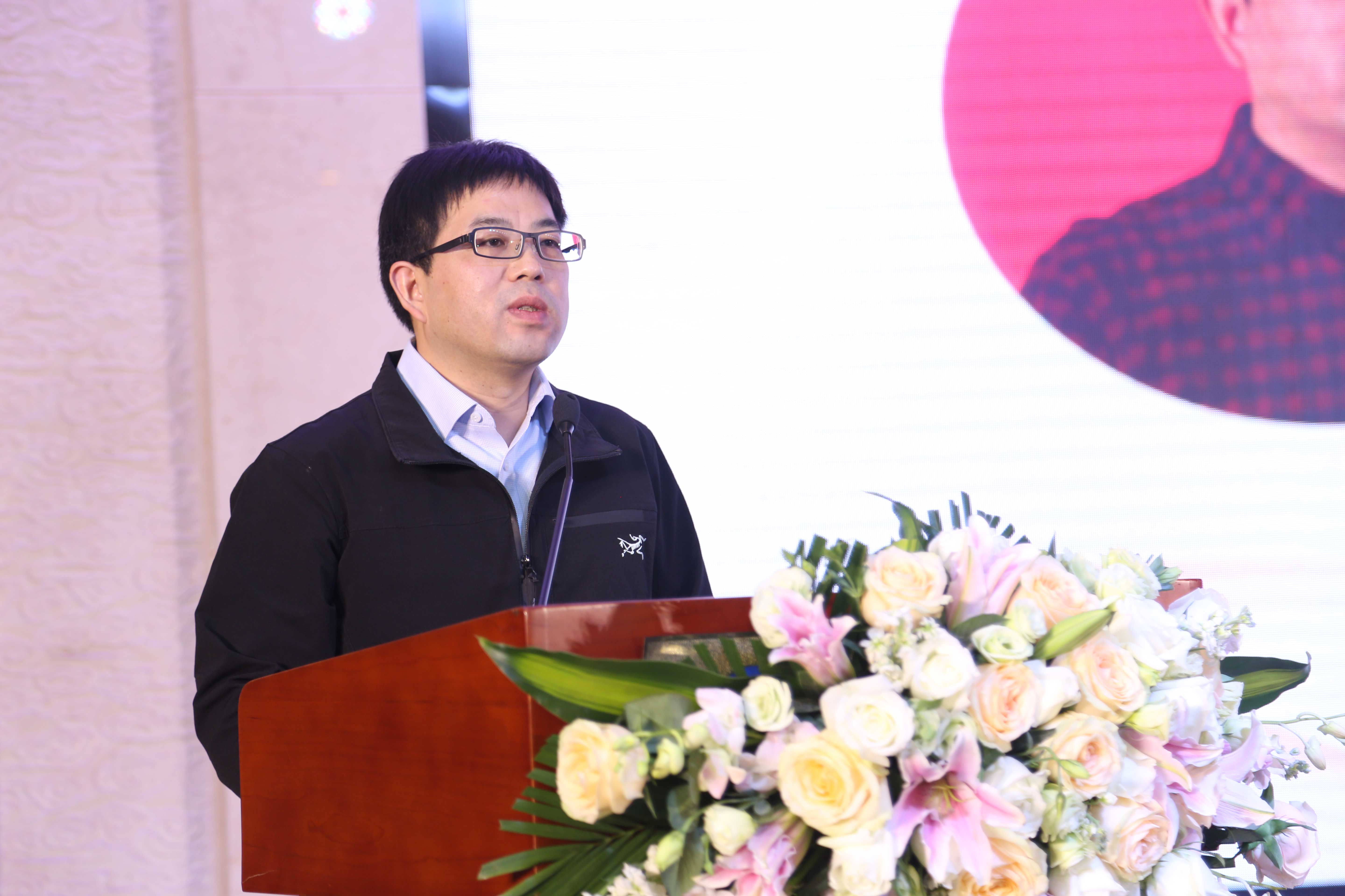 国资委综合局张晓松:中央企业要走在脱贫攻坚的前列